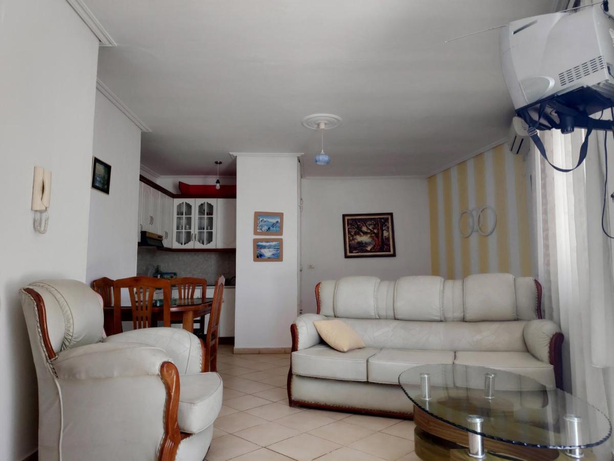 Private Studio Sea View 2 Minutes Away From Beach Sarandë Eksteriør bilde